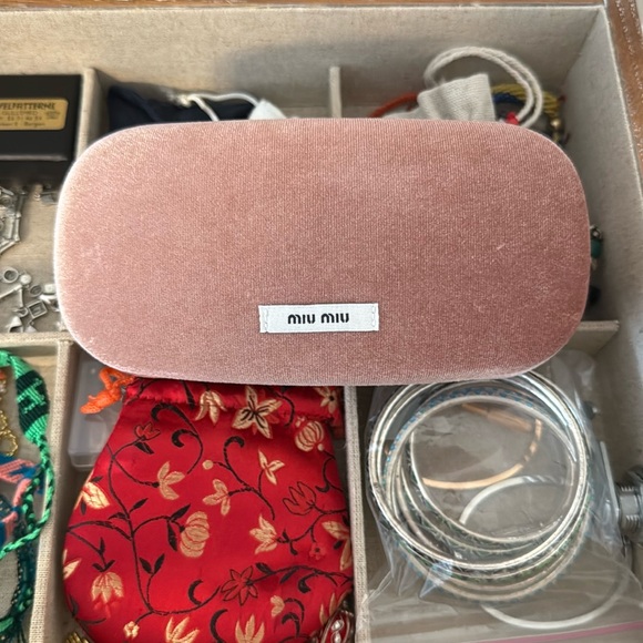 Miu Miu cloud sunglasses - Picture 3 of 5